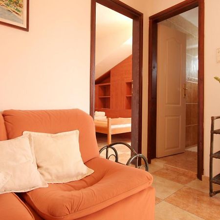 Apartments Villa Slavica Petrovac エクステリア 写真