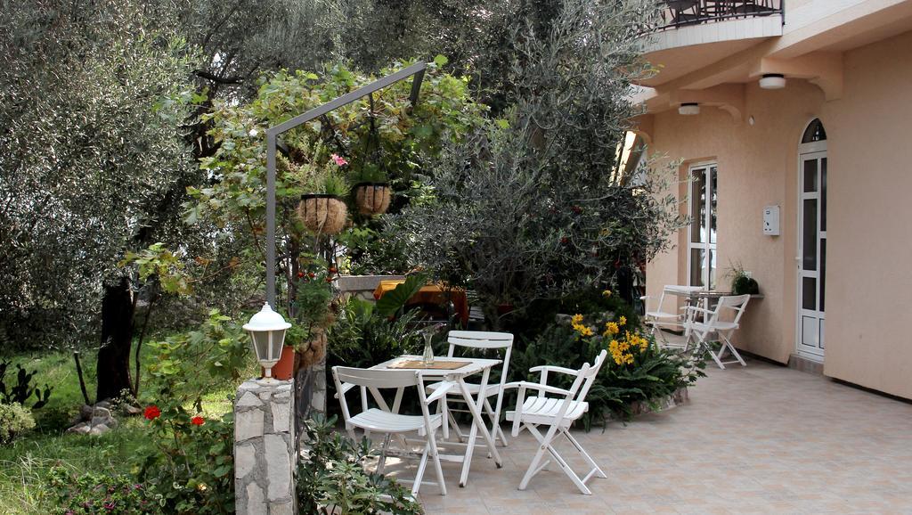 Apartments Villa Slavica Petrovac 部屋 写真
