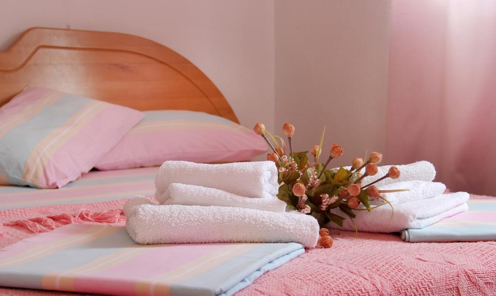 Apartments Villa Slavica Petrovac 部屋 写真