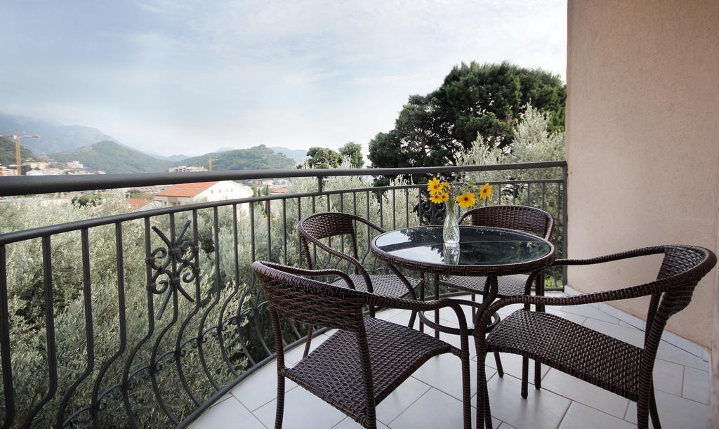 Apartments Villa Slavica Petrovac 部屋 写真