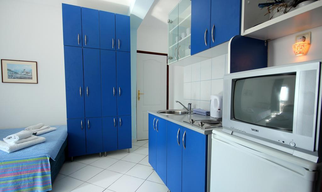 Apartments Villa Slavica Petrovac 部屋 写真