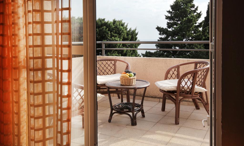 Apartments Villa Slavica Petrovac 部屋 写真