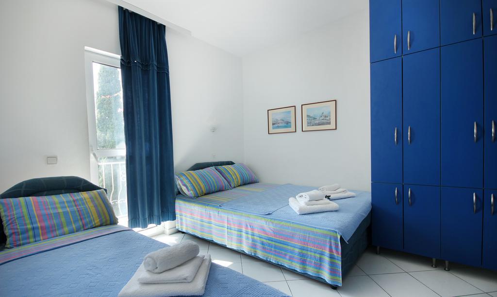 Apartments Villa Slavica Petrovac 部屋 写真
